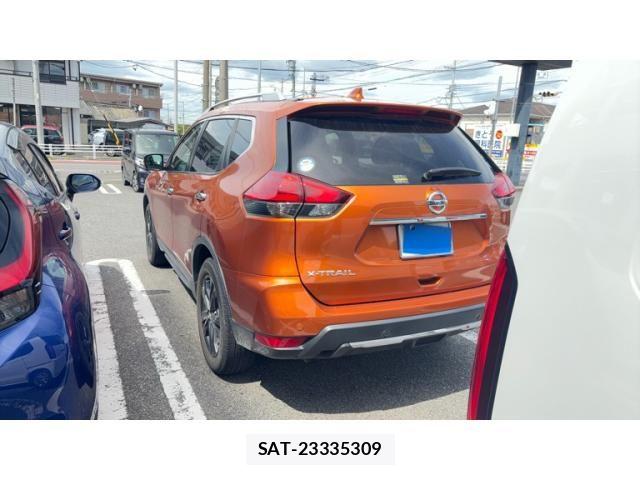 Nissan X-TRAIL 2017-11 8458834-3
