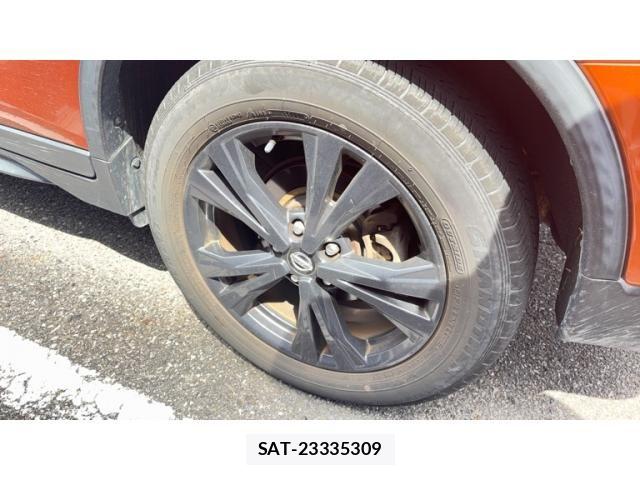Nissan X-TRAIL 2017-11 8458834-6