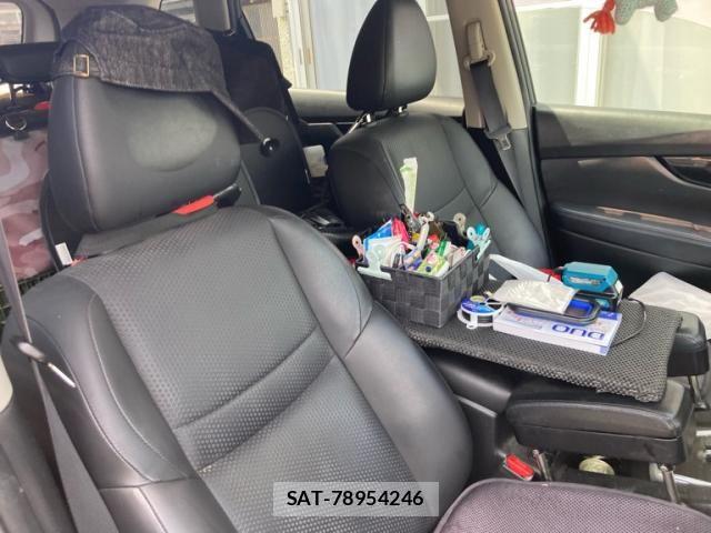Nissan X-TRAIL 2018-05 8458826-13