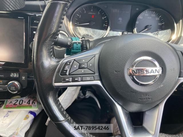Nissan X-TRAIL 2018-05 8458826-17