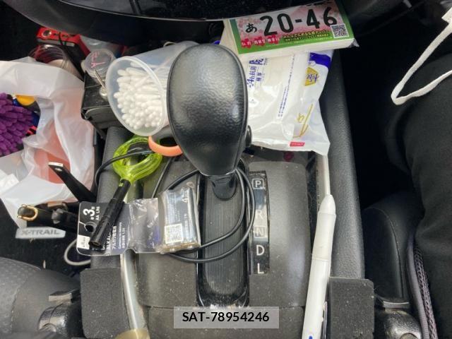 Nissan X-TRAIL 2018-05 8458826-22