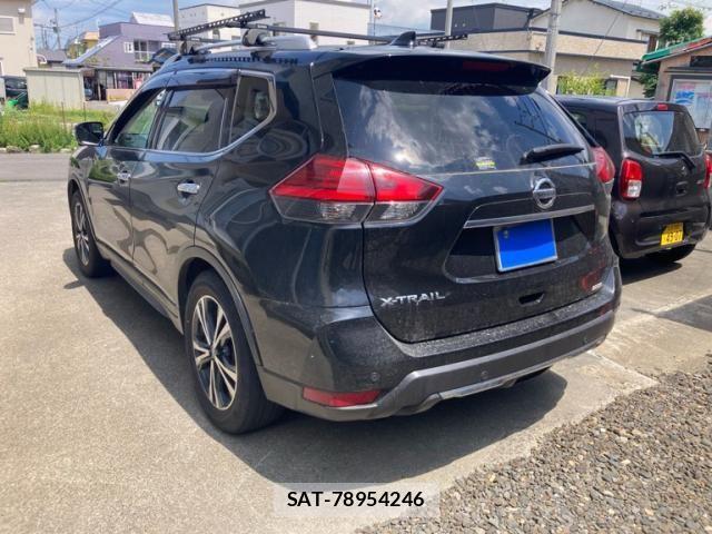 Nissan X-TRAIL 2018-05 8458826-3