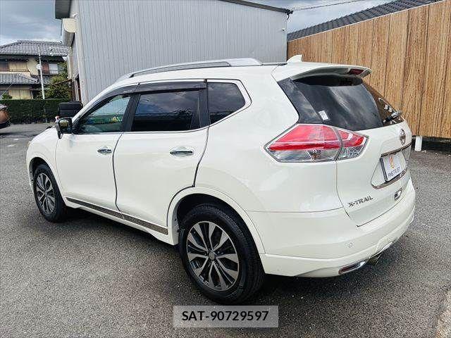 Nissan X-TRAIL 2016-03 8458827-21