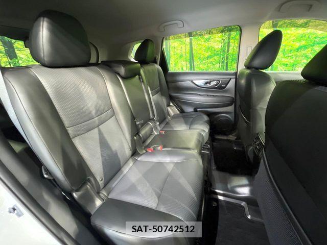 Nissan X-TRAIL 2018-03 8458824-10