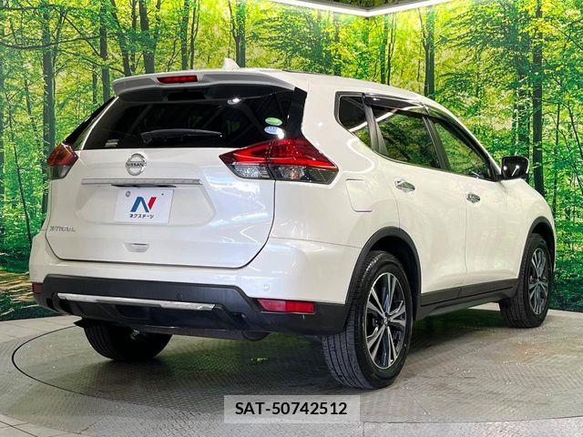 Nissan X-TRAIL 2018-03 8458824-17