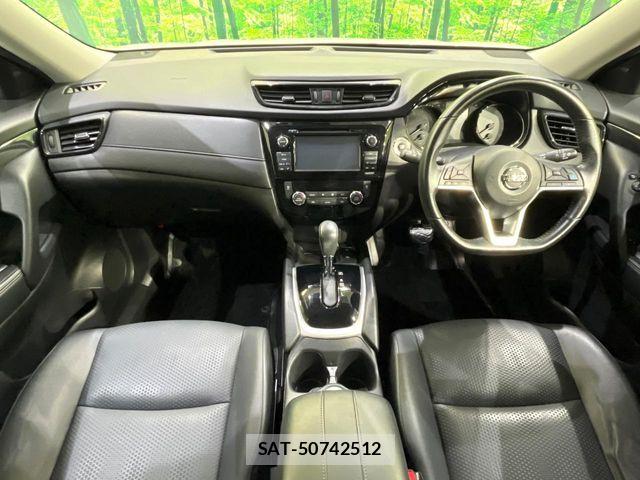 Nissan X-TRAIL 2018-03 8458824-1