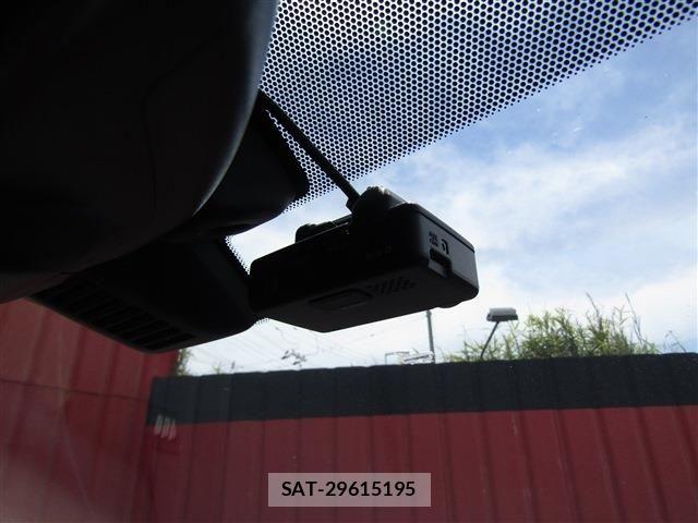 Nissan X-TRAIL 2021-09 8458823-18