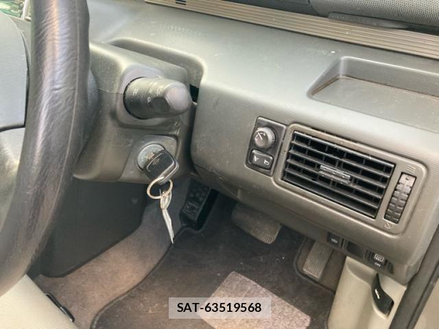 Nissan X-TRAIL 2001-03 8458838-13