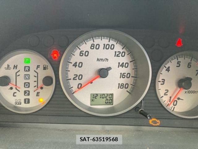 Nissan X-TRAIL 2001-03 8458838-17