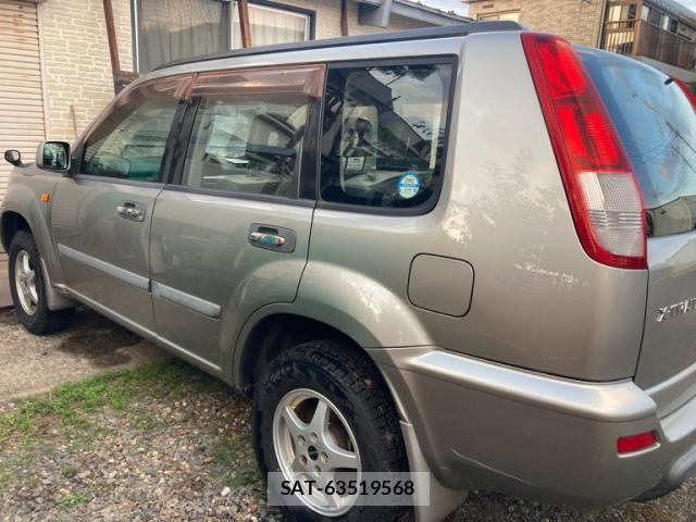 Nissan X-TRAIL 2001-03 8458838-4