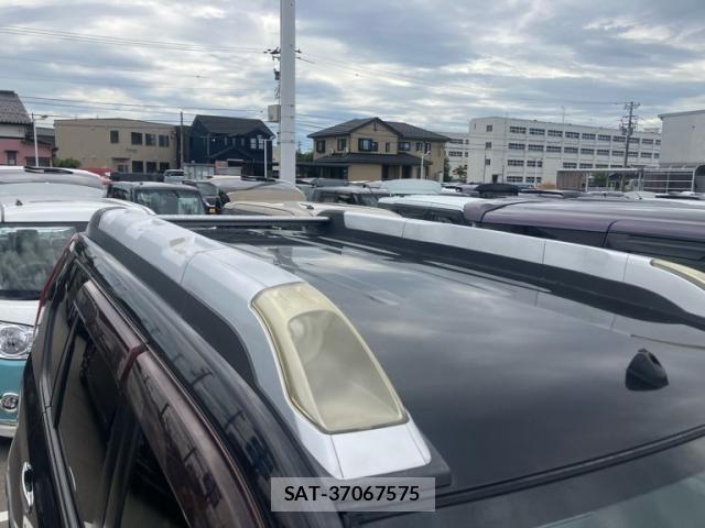 Nissan X-TRAIL 2012-03 8486319-19