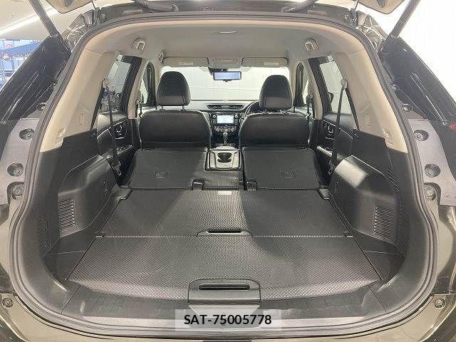Nissan X-TRAIL 2018-03 8486314-12