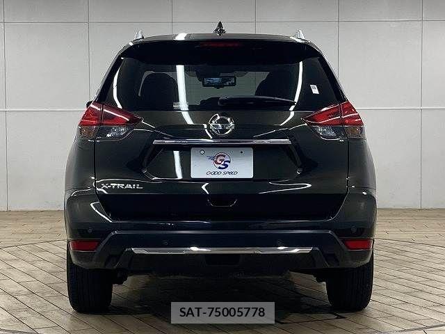Nissan X-TRAIL 2018-03 8486314-15