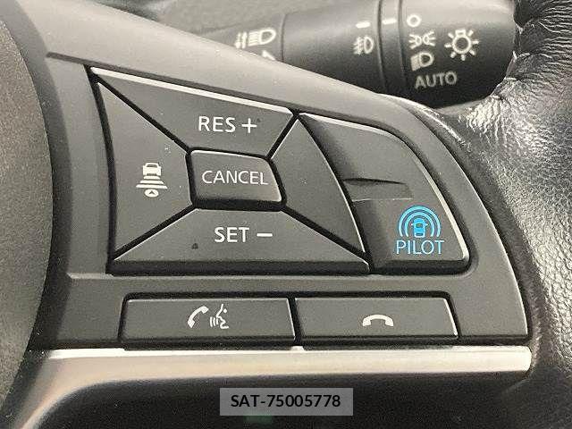 Nissan X-TRAIL 2018-03 8486314-5