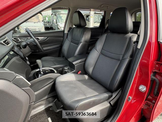 Nissan X-TRAIL 2014-01 8486318-9