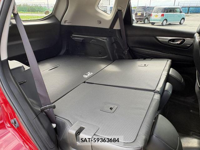 Nissan X-TRAIL 2014-01 8486318-13