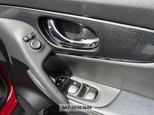 Nissan X-TRAIL 2014-01 8486318-22
