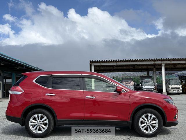 Nissan X-TRAIL 2014-01 8486318-25