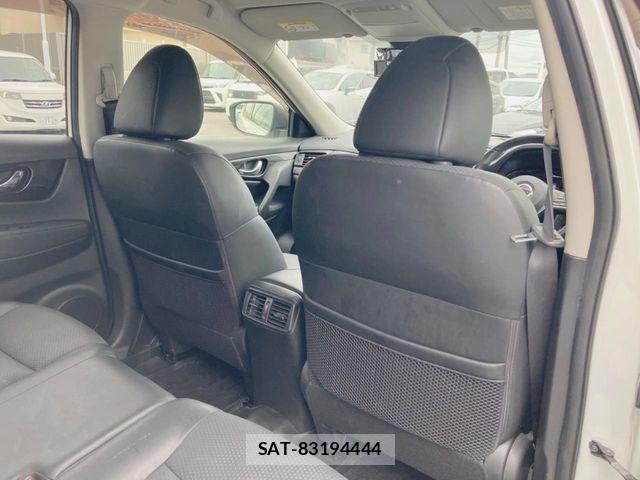 Nissan X-TRAIL 2017-09 8486316-14