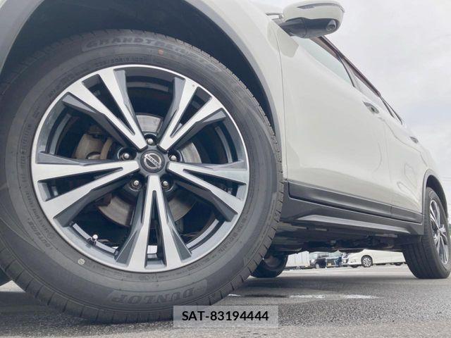 Nissan X-TRAIL 2017-09 8486316-16