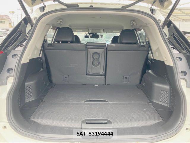 Nissan X-TRAIL 2017-09 8486316-19