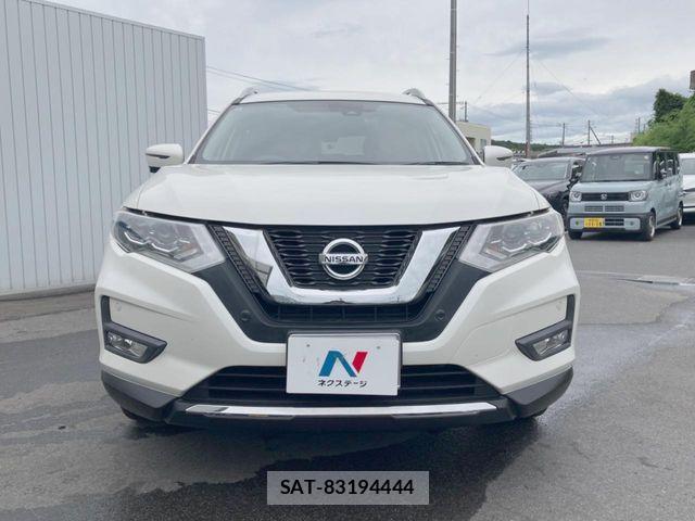 Nissan X-TRAIL 2017-09 8486316-8