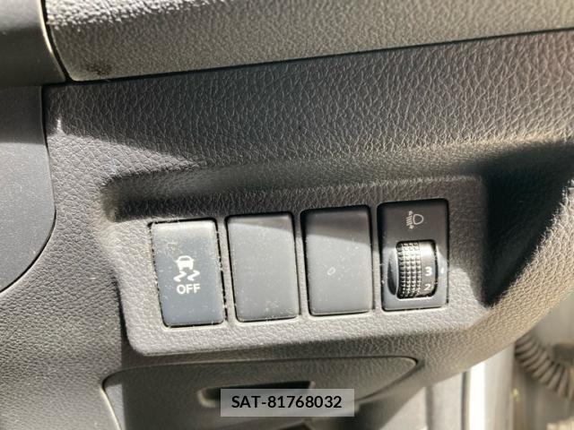 Nissan X-TRAIL 2011-09 8486320-14