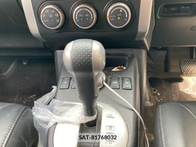Nissan X-TRAIL 2011-09 8486320-16