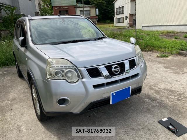 Nissan X-TRAIL 2011-09 8486320-1