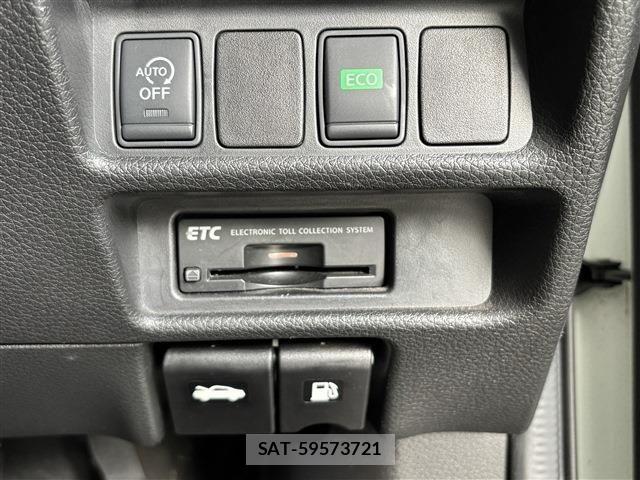 Nissan X-TRAIL 2013-12 8486317-12