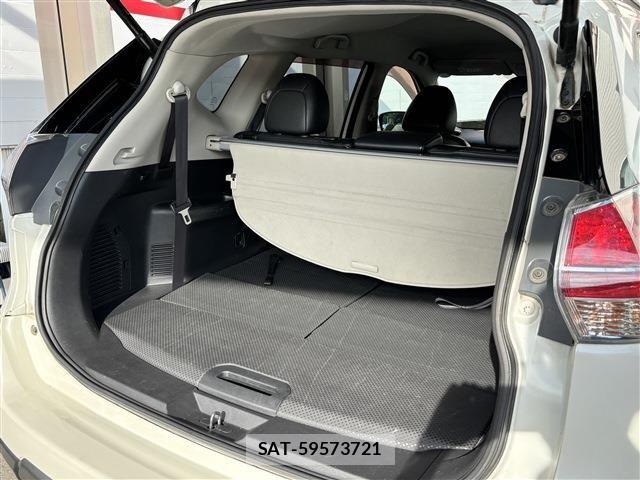 Nissan X-TRAIL 2013-12 8486317-15