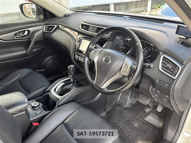 Nissan X-TRAIL 2013-12 8486317-5