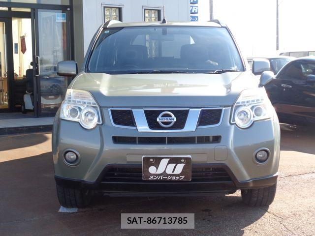 Nissan X-TRAIL 2011-12 8528416-3