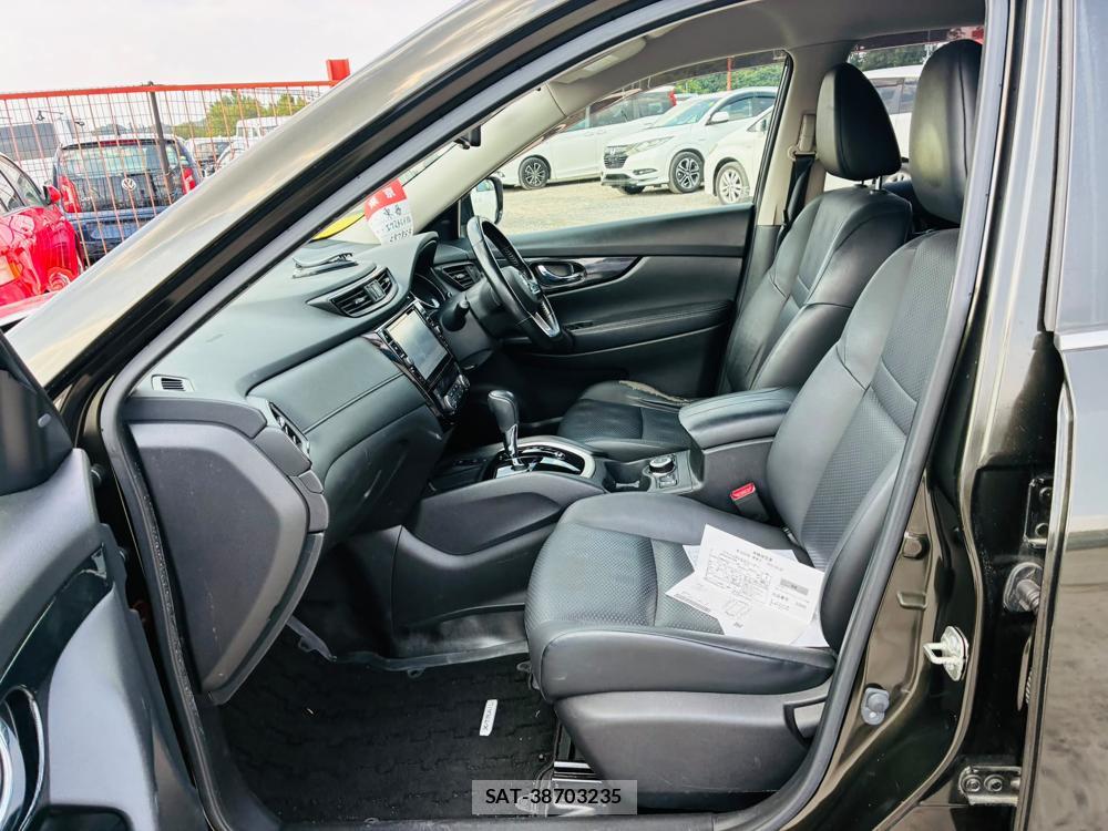 Nissan X-TRAIL 2019-02 8232530-10