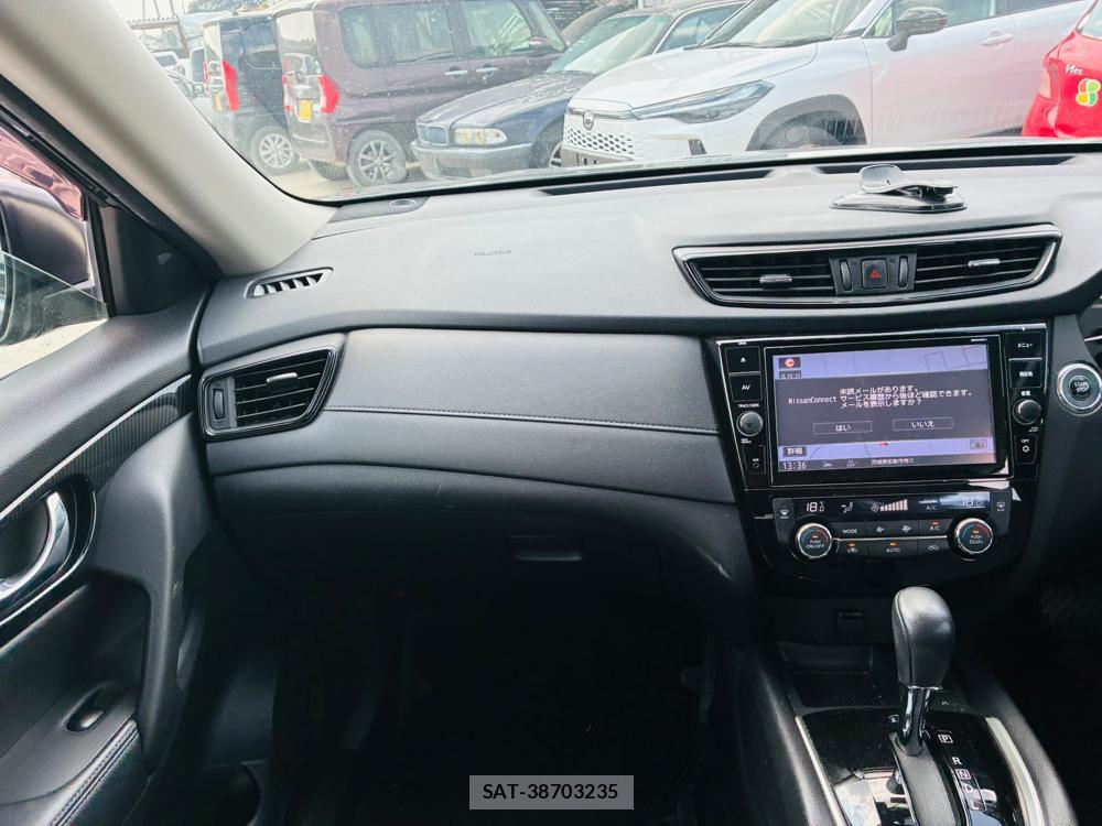Nissan X-TRAIL 2019-02 8232530-17