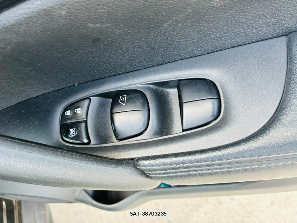 Nissan X-TRAIL 2019-02 8232530-22