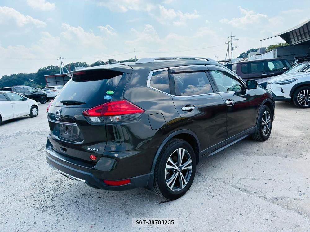 Nissan X-TRAIL 2019-02 8232530-4