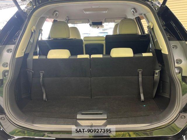 Nissan X-TRAIL 2015-12 8528397-9