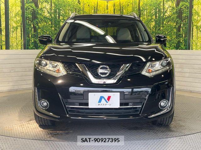 Nissan X-TRAIL 2015-12 8528397-13