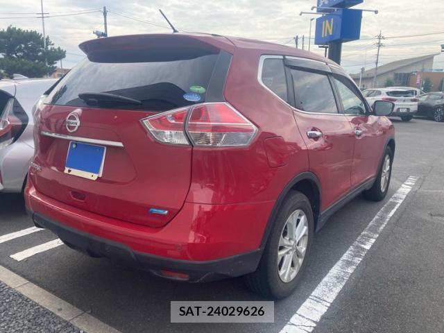 Nissan X-TRAIL 2014-09 8528410-14