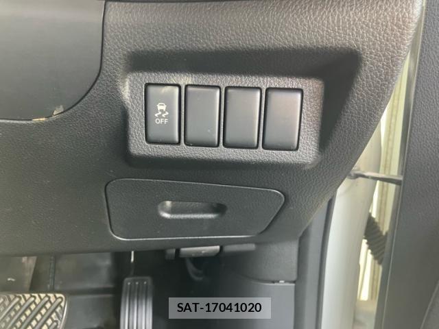 Nissan X-TRAIL 2011-03 8528407-18