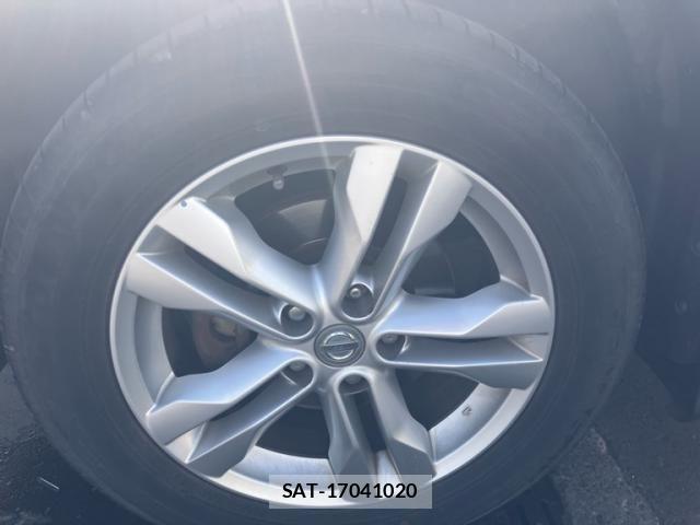 Nissan X-TRAIL 2011-03 8528407-23