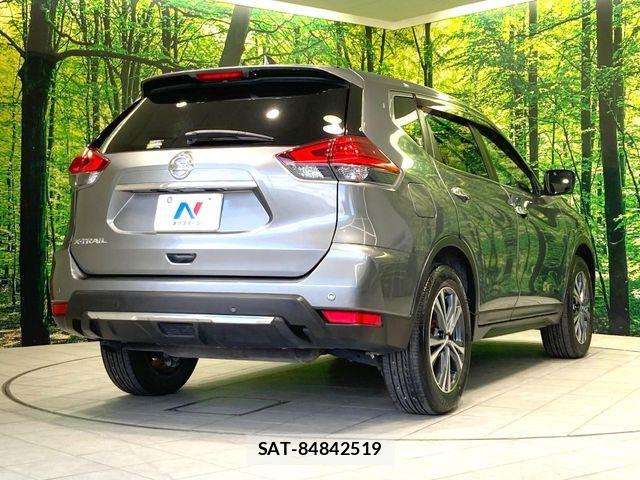 Nissan X-TRAIL 2018-06 8528394-16