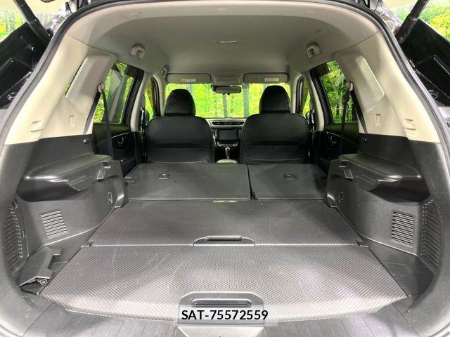Nissan X-TRAIL 2015-10 8528395-10