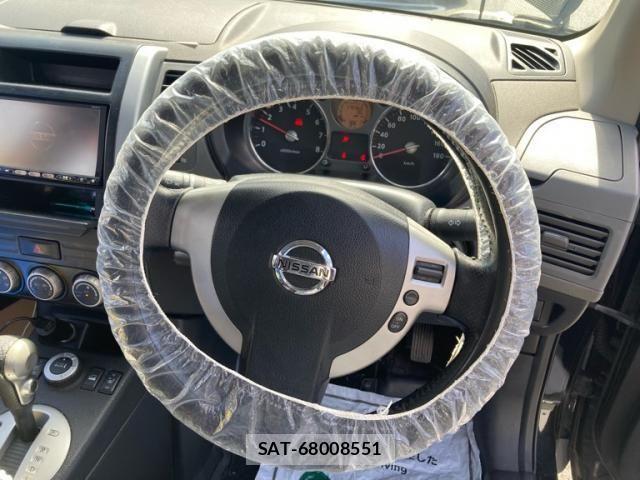 Nissan X-TRAIL 2009-11 8528412-12