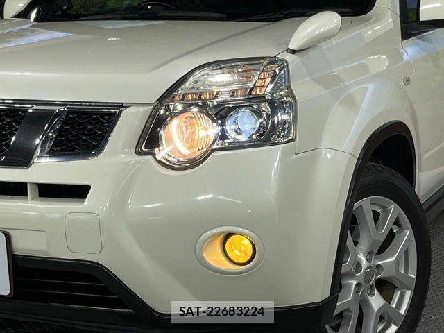 Nissan X-TRAIL 2011-09 8528401-11
