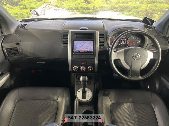 Nissan X-TRAIL 2011-09 8528401-1