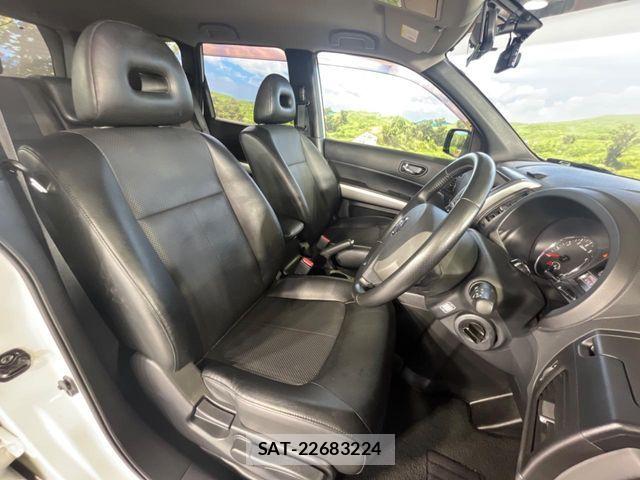 Nissan X-TRAIL 2011-09 8528401-8