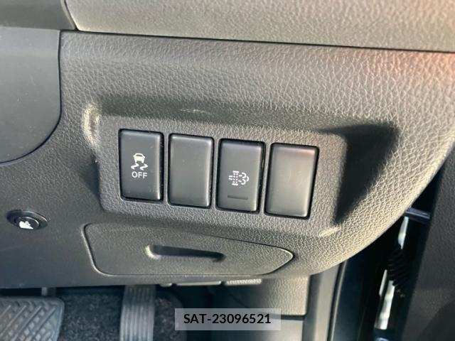 Nissan X-TRAIL 2011-02 8528406-13