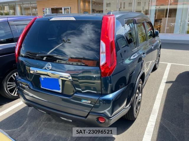 Nissan X-TRAIL 2011-02 8528406-1